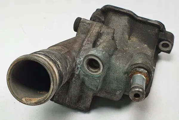 Carcasa termostato Volvo OEM 9497484, 3531391 image 3