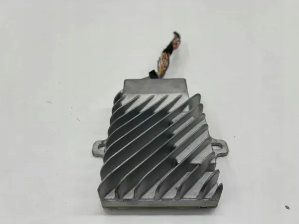 BMW Äänenvahvistin OEM 9381086 6-sarja F12/F13 image 2
