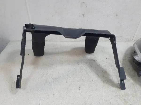 Maserati OE Insugsskärm Framdel OEM-del image 3