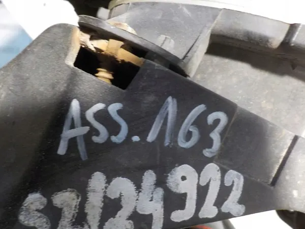 Farol Halógeno Esquerdo Scania, 1493381 image 9