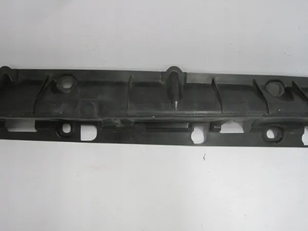 BMW X6 E71 Linke Türschwellerabdeckung OEM 7184421 image 3