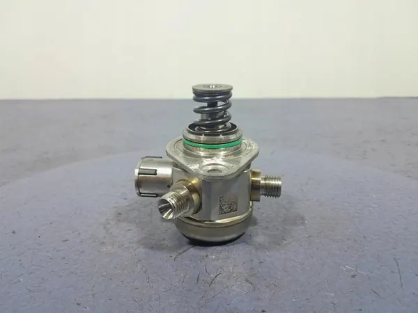 Kraftstoffpumpe Porsche Cayenne Turbo III 4.0 0P2127026A image 2