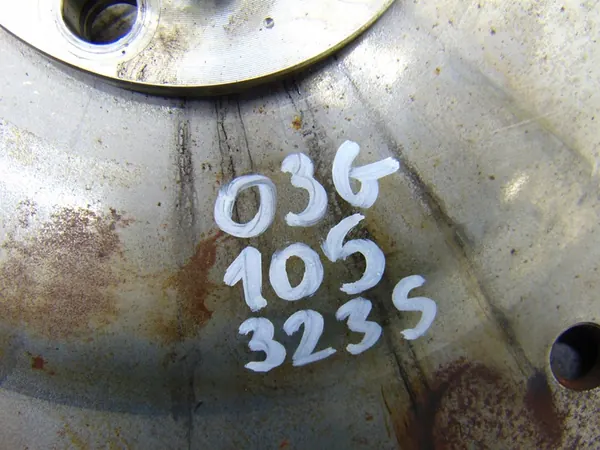 Kytkin Audi A4 A5 A6 Q5 2.0 TDI 03G105323S image 3