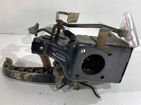 Pedalen OEM 701721315B voor VW Transporter T4 1990-2004 image 4