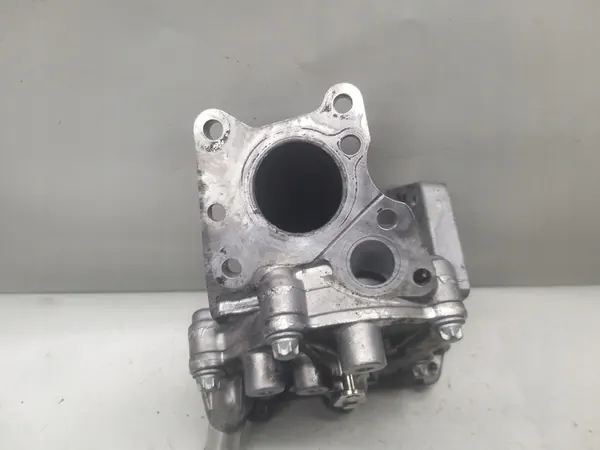 Válvula EGR Mercedes W205 C220 2.2 CDI A6511420467 image 5