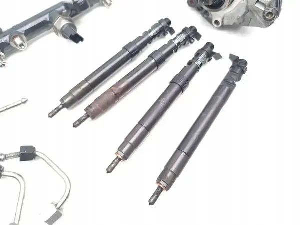 Peugeot 3008 Bränsleinsprutningssystem 2014 MPV 9687959180 image 5