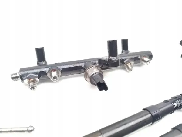 Peugeot 3008 Bränsleinsprutningssystem 2014 MPV 9687959180 image 6