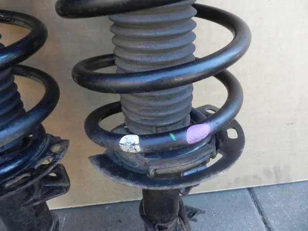 FORD MONDEO MK5 V McPherson Dämpare Främre V/H image 3