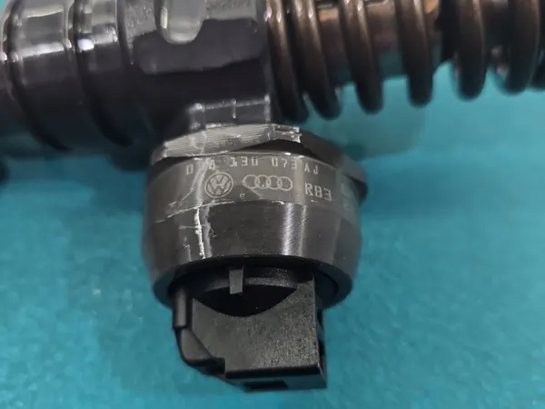Bomba de combustível Bosch OEM 0414720037 1.9 TDI image 3