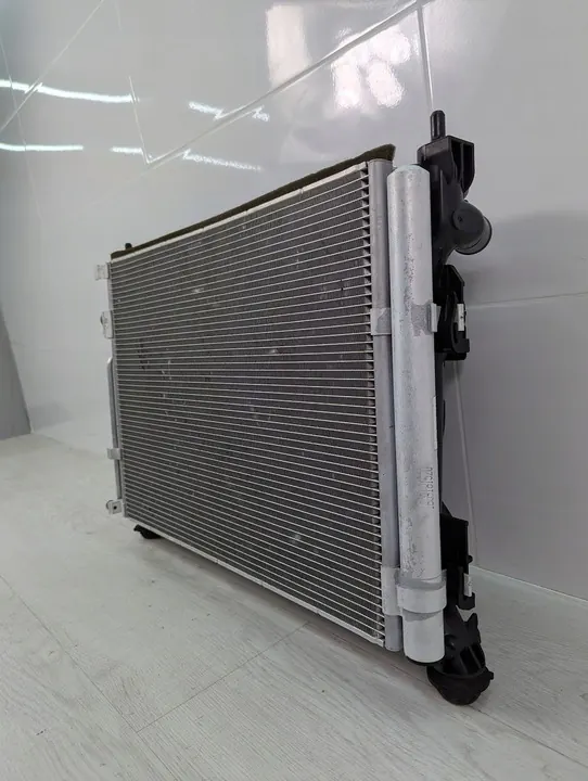 Kia Water Radiator 25310H8400 image 3