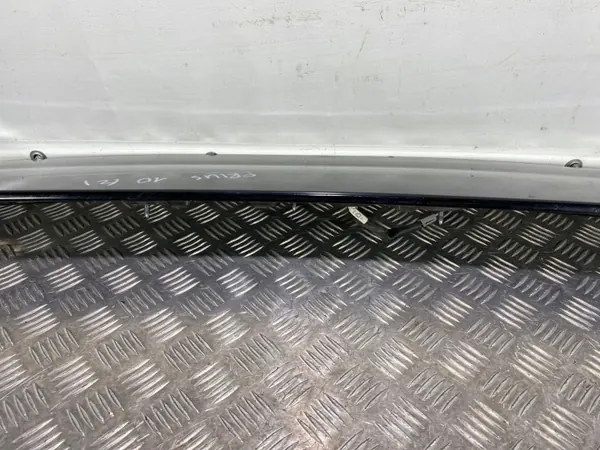Spoiler de porta-malas OEM 7608547070 Toyota Prius 2014 image 8