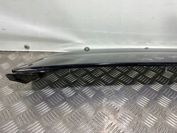 Spoiler de porta-malas OEM 7608547070 Toyota Prius 2014 image 9