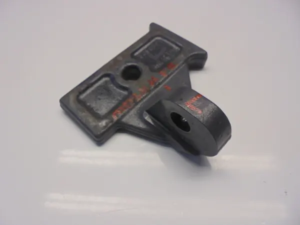 Voor schokdemperbevestiging OEM 349560DQ 349570DQ Renault Midlum image 3