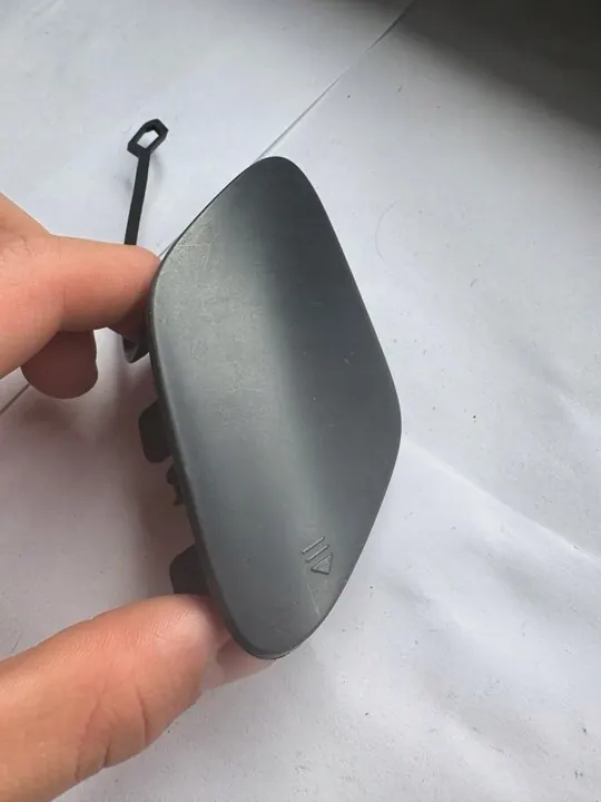 MERCEDES E-KLASA W212 VOORBUMPERPLUG A2128852422 image 2