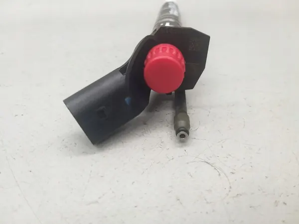 Inyector de combustible Mercedes-Benz W205 C220 2.2 CDI A6510702987 image 5