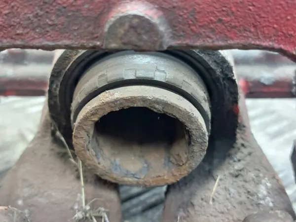 OEM TARCZE HAMULCOWE TYŁ + ZACISKI TOYOTA AVENSIS T25 image 3