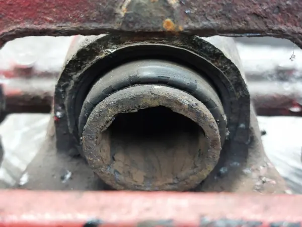 OEM TARCZE HAMULCOWE TYŁ + ZACISKI TOYOTA AVENSIS T25 image 4
