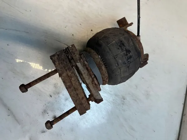 Luftfeder VW Transporter T3 OEM 1331 image 3