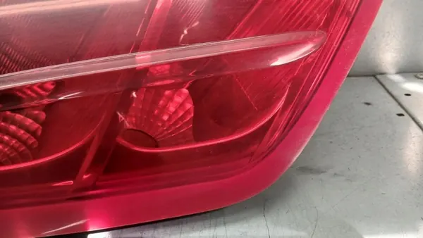 Luz trasera izquierda Fiat Grande Punto image 6