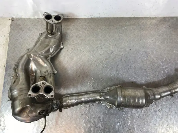 Subaru Forester Katalysator OEM FOB55040 image 3