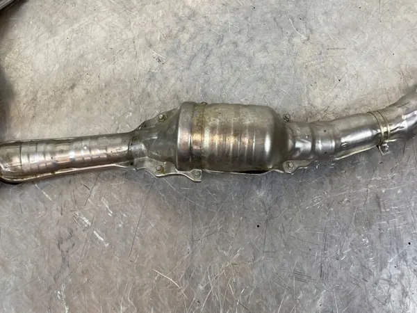 Subaru Forester Katalysator OEM FOB55040 image 5