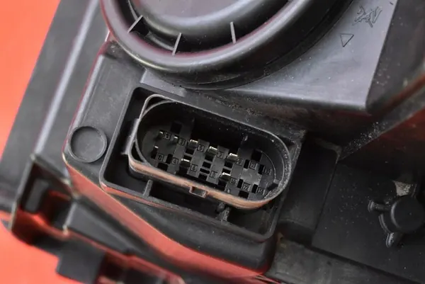 Rechter Koplamp Mercedes A-Klasse W176 12-18 A1768200461KZ image 9