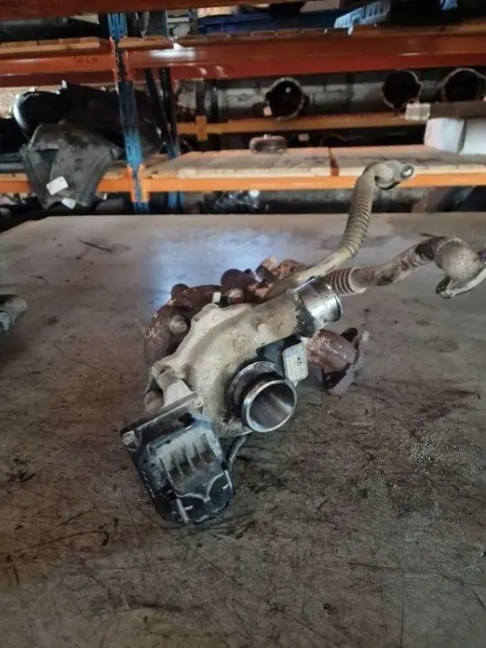 Turbo usado OEM 282012A780 para Kia Cee'd 1.6L image 2