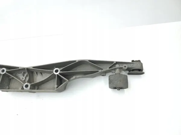 Bakre reduktormontering BMW X1 F48 OEM 6852896 image 6