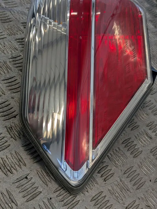 Nissan X-Trail T32 2014-2017 Höger bakljus image 4