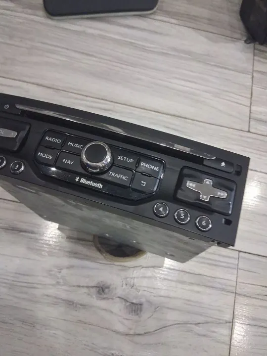 OEM 98067080XT Radio Navigation för Citroen C3 II DS3 image 3