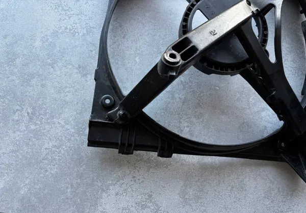 Porsche 911 992 Jäähdyttimen Kiinnike Oikea Etu OEM image 5