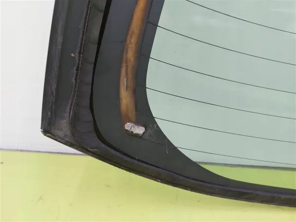 Vitre arrière chauffée OEM AS2 M3232 REMI pour Toyota Auris image 3