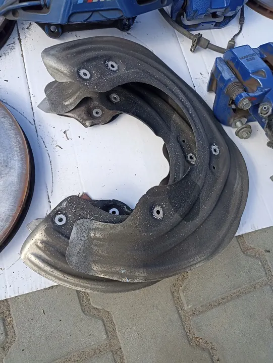 Conjunto de Disco e Pinça de Freio BMW G20 G21 - Usado OEM image 8