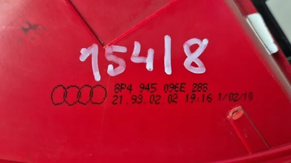 Audi A3 8P Luz Trasera Completa Derecha image 3