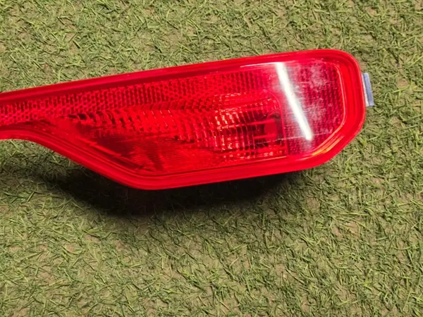 Feu antibrouillard arrière droit OEM 31656866 Volvo XC40 II image 3