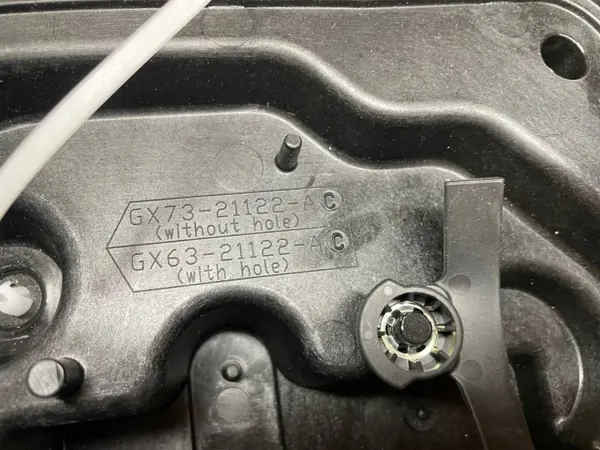 Oven suojus OEM GX73-21122-A Jaguar F-Pace image 3