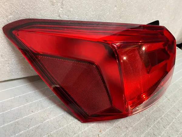 Lámpara trasera izquierda SEAT ARONA 6F9 6F image 3