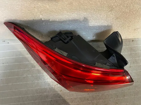 Lámpara trasera izquierda SEAT ARONA 6F9 6F image 4