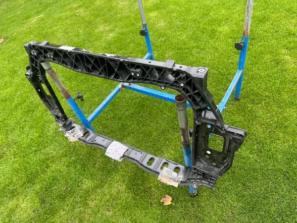 KIA RIO 3 III 2011-2017 Frontverstärkung OEM image 2