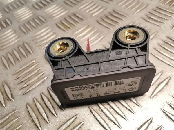 Mercedes-Benz nopeusanturi OEM 0055422118 image 3