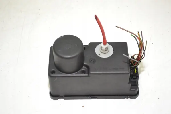 Centrale vergrendelpomp OEM 1H0962257G voor VW Golf III image 2