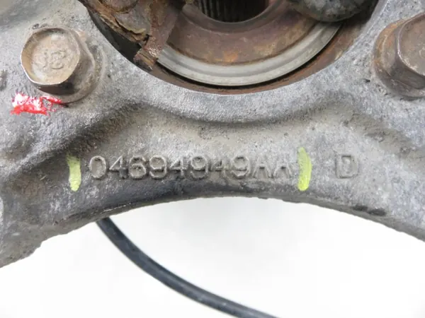 Rolamento de Roda ABS OEM 04694949AA Usado image 4