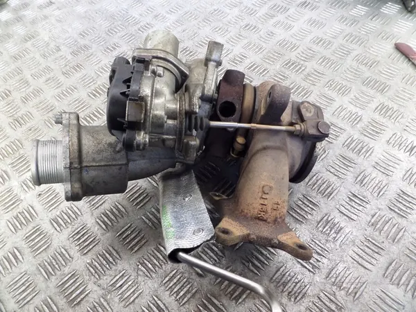 Turboalimentador Skoda Octavia RS 2.0 TSI OEM 06K145702Q image 5