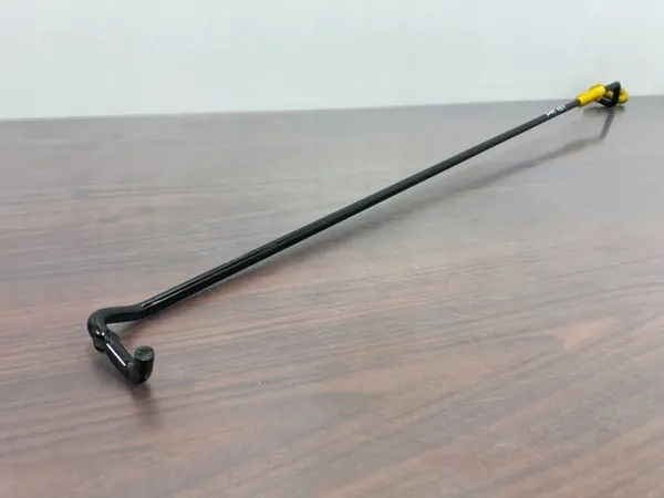 Soporte de capó Cupra Formentor OEM FBZ28872 - Usado image 4