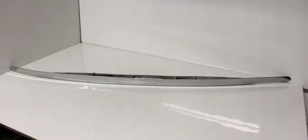 Moldura de maletero Mercedes CLS W219 OEM A2197580002 image 2
