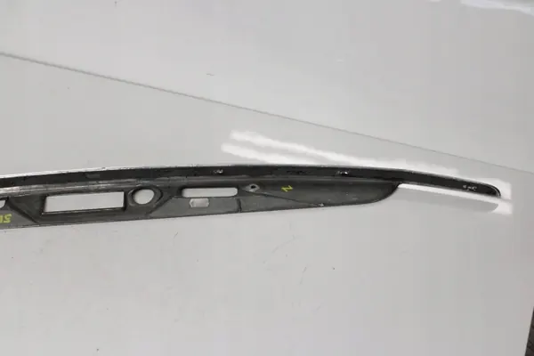 Moldura de maletero Mercedes CLS W219 OEM A2197580002 image 8