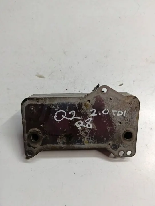 Oljekylare Audi Q2 16-19 OEM 0GC317019C Begagnad image 2