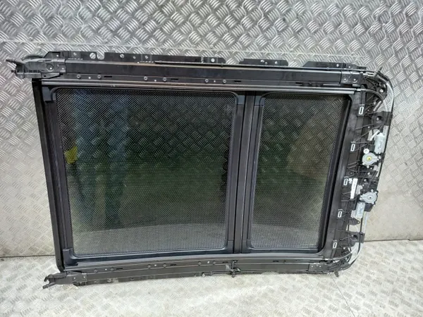 BMW X7 Panorama Sky Lounge tak OEM 9448561 image 6