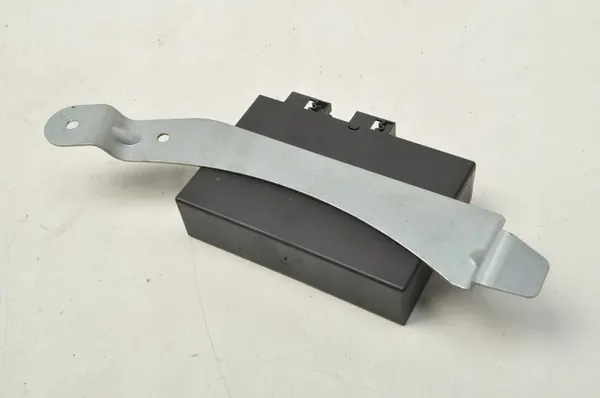 BMW Z4 E85 PDC Parktronic Module 6958516 image 2