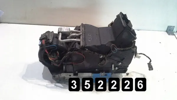 Mercedes Verwarmingsventilator OEM AM-352226 Gebruikt image 2